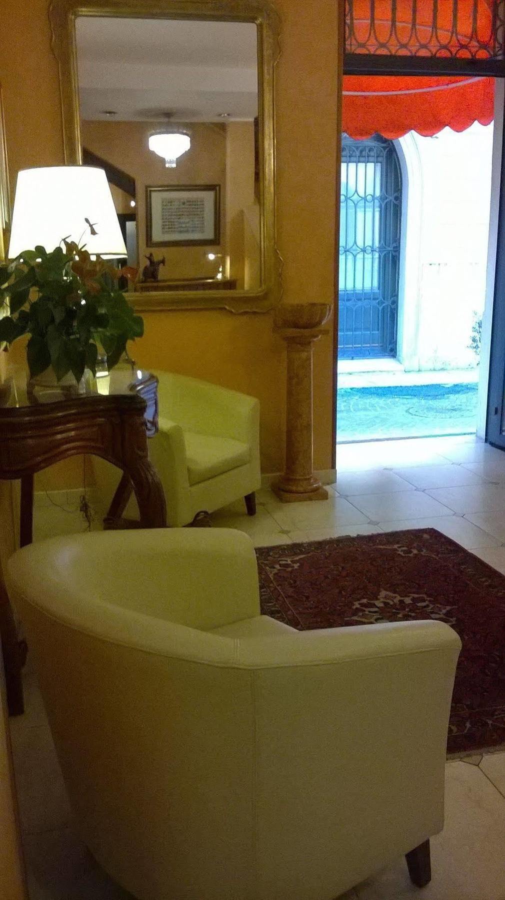 Cavour 2* Verona